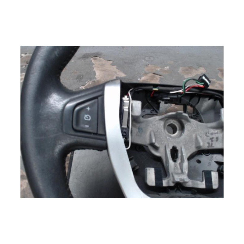 Volant RENAULT LAGUNA 3