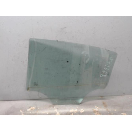Vitre arriere droit PEUGEOT 208 1