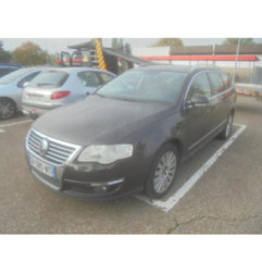 Moteur ouverture de Coffre/Malle/Hayon VOLKSWAGEN PASSAT 5 Photo n°3