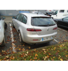 Compresseur clim ALFA ROMEO 159 Photo n°4
