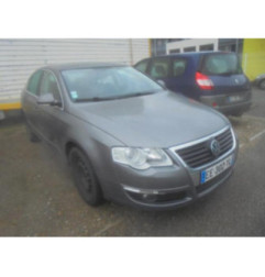 Face avant VOLKSWAGEN PASSAT 5 Photo n°5