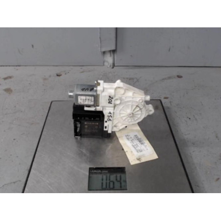 Moteur leve vitre avant droit VOLKSWAGEN GOLF PLUS Photo n°1