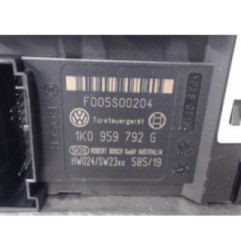 Moteur leve vitre avant droit VOLKSWAGEN GOLF PLUS Photo n°3