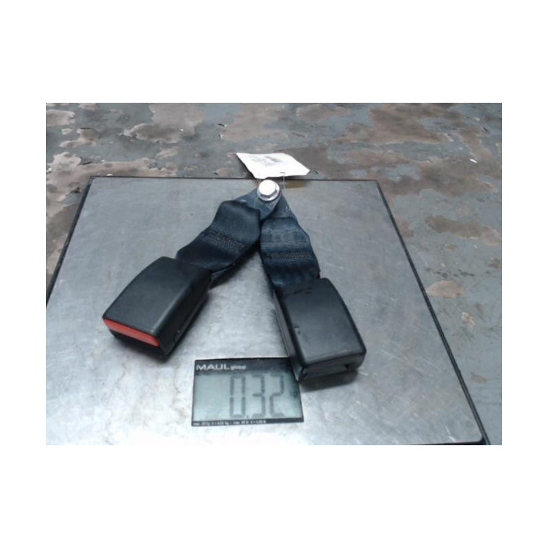 Attache ceinture arriere gauche DACIA SANDERO 2