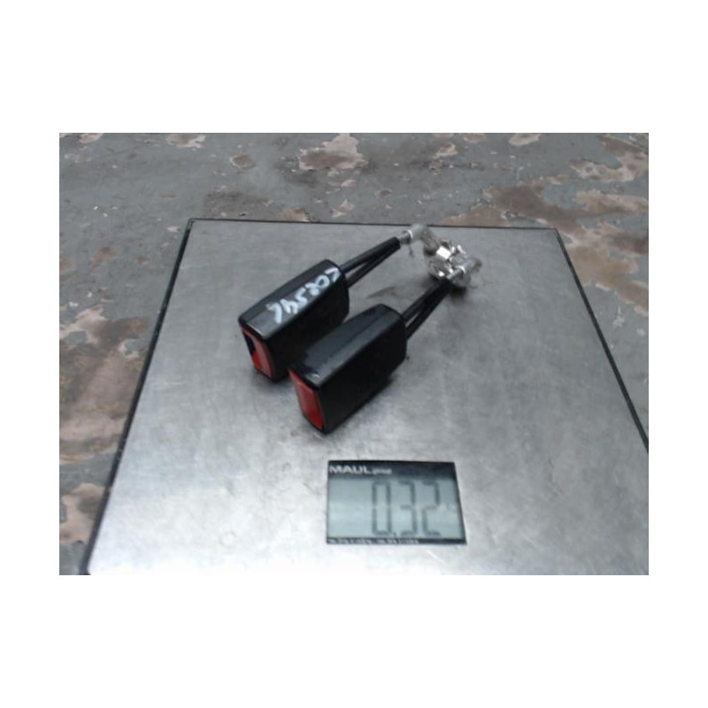 Attache ceinture arriere gauche SEAT IBIZA 4