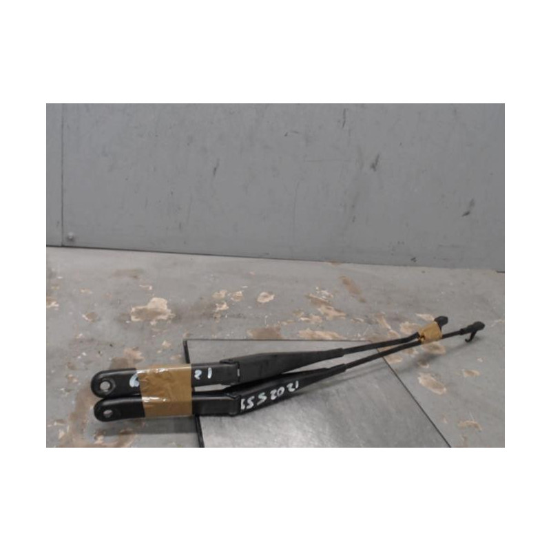 Bras essuie glace avant FORD FOCUS 2