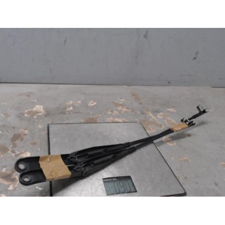 Bras essuie glace avant FORD FOCUS 2