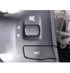 Volant PEUGEOT 2008 1 Photo n°1