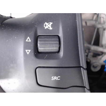 Volant PEUGEOT 2008 1 Photo n°1