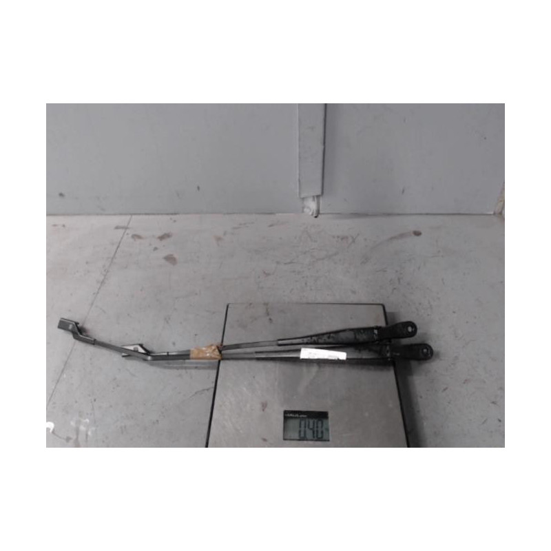 Bras essuie glace avant PEUGEOT 2008 1