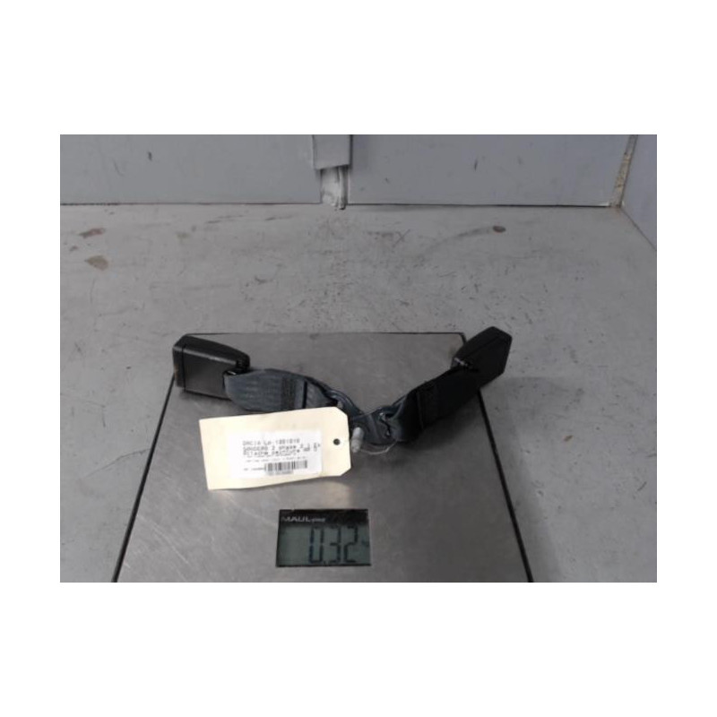 Attache ceinture arriere droit DACIA SANDERO 2