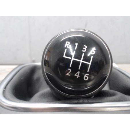 Pommeau de vitesses VOLKSWAGEN SCIROCCO 3 Photo n°1