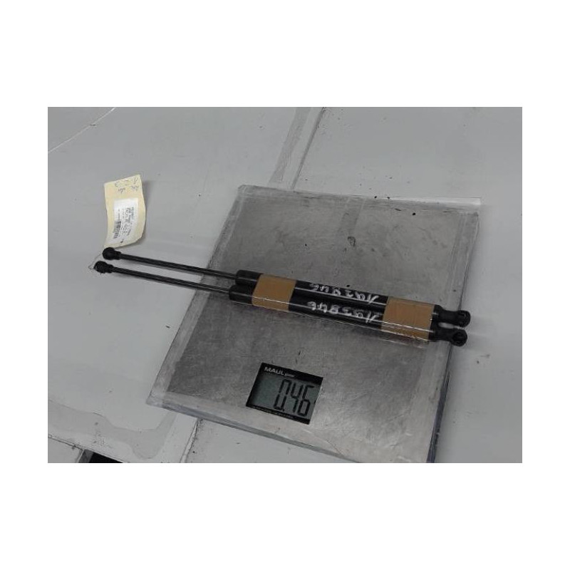 Verin de coffre PEUGEOT 208 1