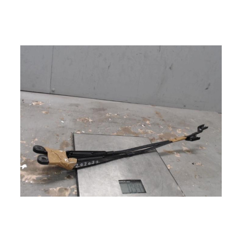 Bras essuie glace avant PEUGEOT 3008 1