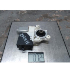 Moteur leve vitre arriere droit VOLVO V 50 Photo n°1