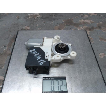 Moteur leve vitre arriere droit VOLVO V 50 Photo n°1