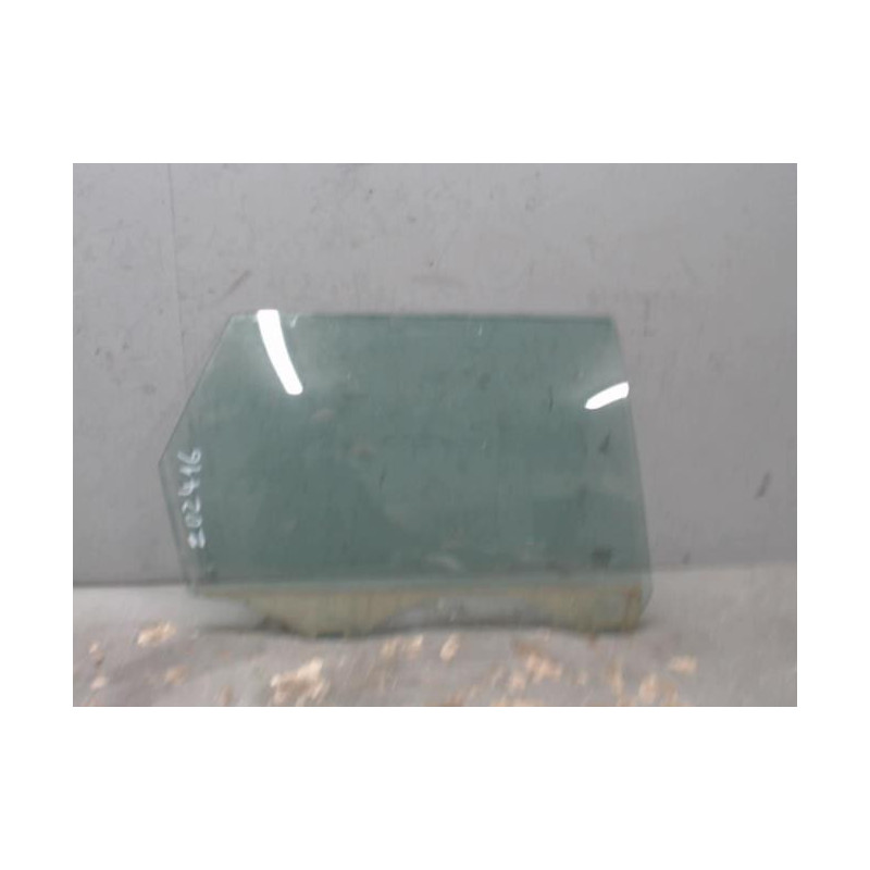 Vitre arriere droit VOLVO V 50