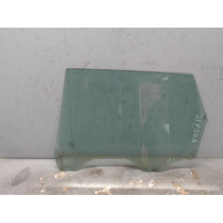 Vitre arriere droit VOLVO V 50