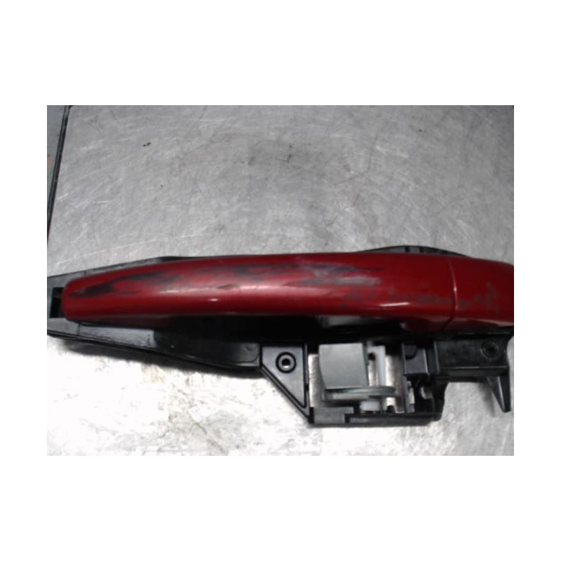 Poignee porte avant gauche RENAULT CLIO 4