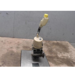 Pompe de direction MAZDA 3 1