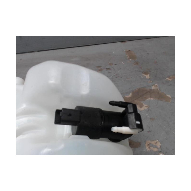 Vase de lave glace PEUGEOT 2008 1