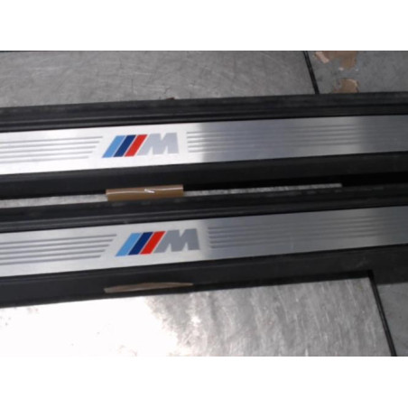 Baguette de porte avant droite BMW SERIE 1 F21 Photo n°1