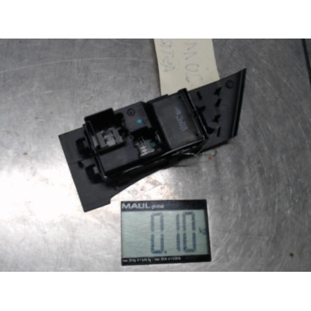 Interrupteur de leve vitre avant droit OPEL ASTRA J Photo n°1