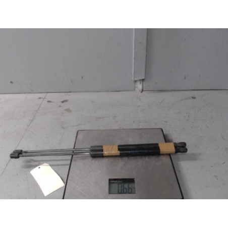 Verin de coffre FORD FIESTA 6 Photo n°1