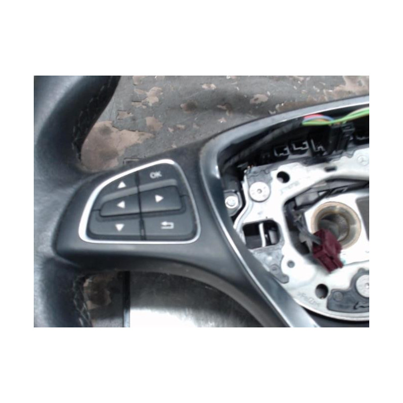 Volant MERCEDES CLASSE A 176