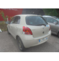 Traverse superieure TOYOTA YARIS 2 Photo n°3