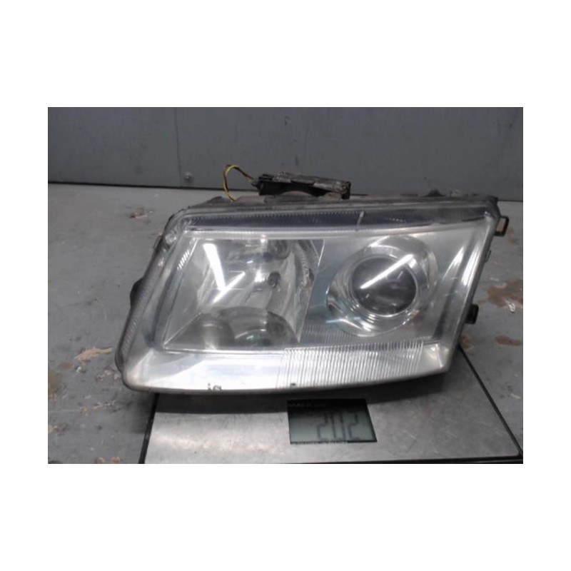 Optique avant principal gauche (feux)(phare) VOLKSWAGEN PASSAT 4