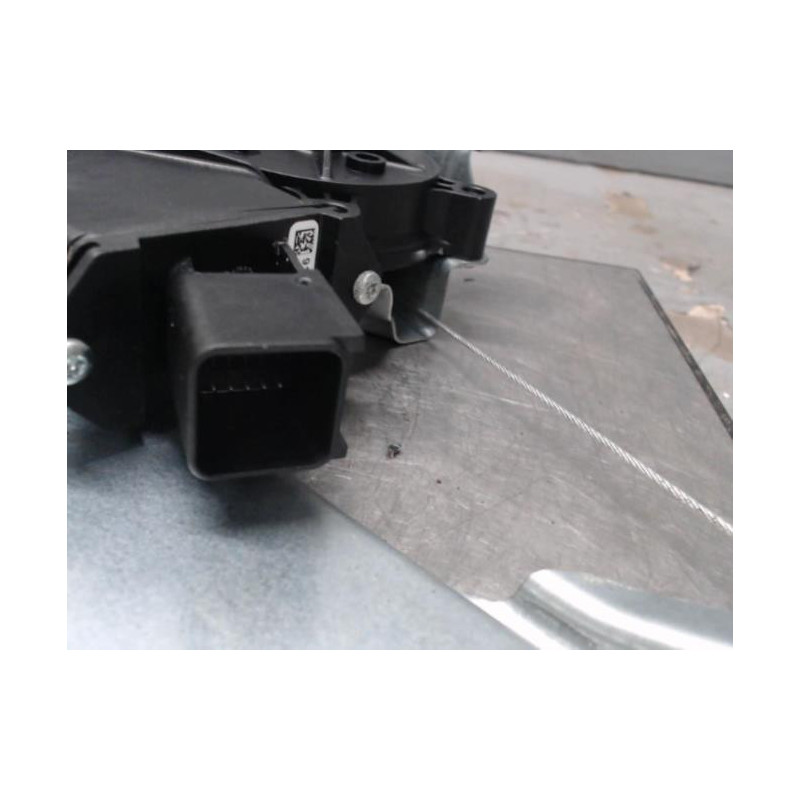 Moteur leve vitre arriere gauche OPEL ASTRA J