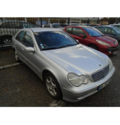 Arbre de transmission (propulsion) MERCEDES CLASSE C 203 Photo n°6