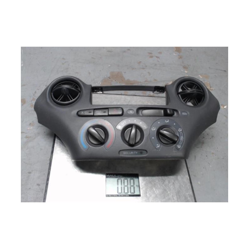 Commande chauffage TOYOTA YARIS 1