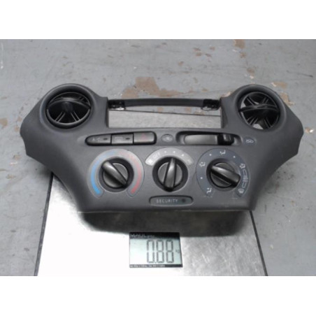 Commande chauffage TOYOTA YARIS 1 Photo n°1