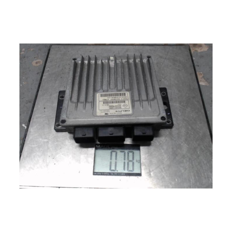 Calculateur moteur RENAULT MEGANE 2