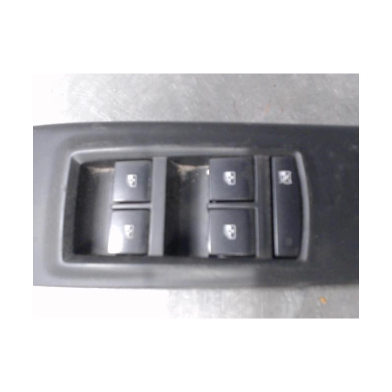 Interrupteur de leve vitre avant gauche OPEL MERIVA B