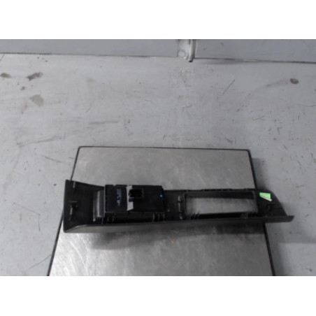 Interrupteur de leve vitre avant gauche OPEL MERIVA B