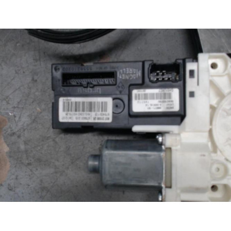 Moteur leve vitre avant droit RENAULT LAGUNA 3 Photo n°1