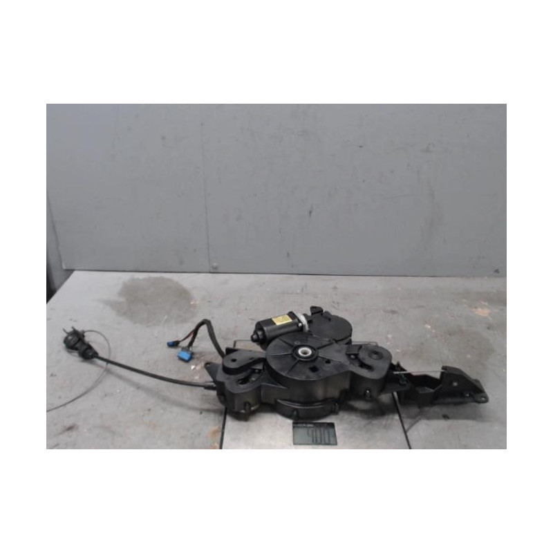 Moteur porte laterale droite CITROEN C8