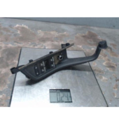 Interrupteur de leve vitre avant gauche AUDI A4 4 Photo n°1