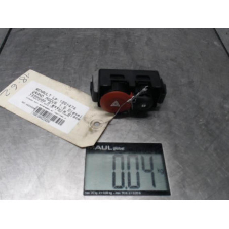 Bouton de warning RENAULT GRAND MODUS Photo n°1