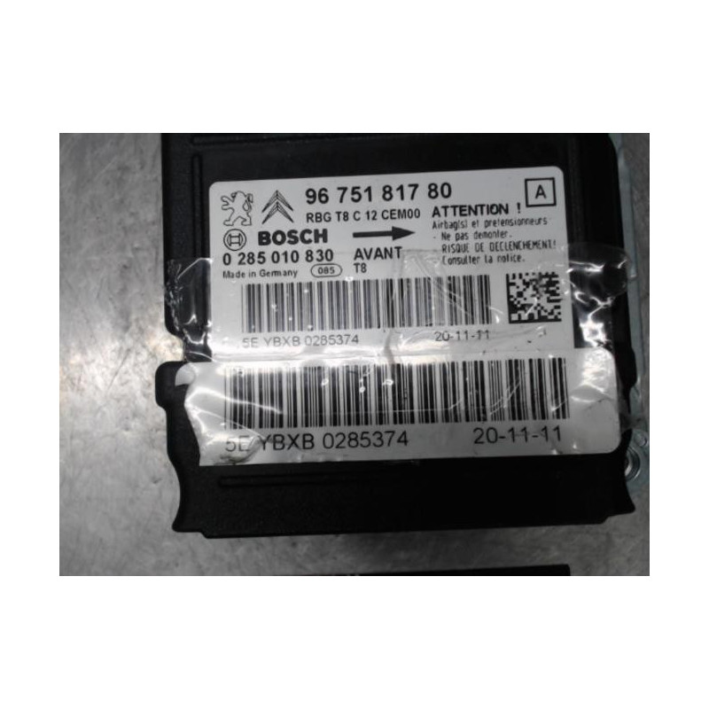 Boitier air bag PEUGEOT 5008 1