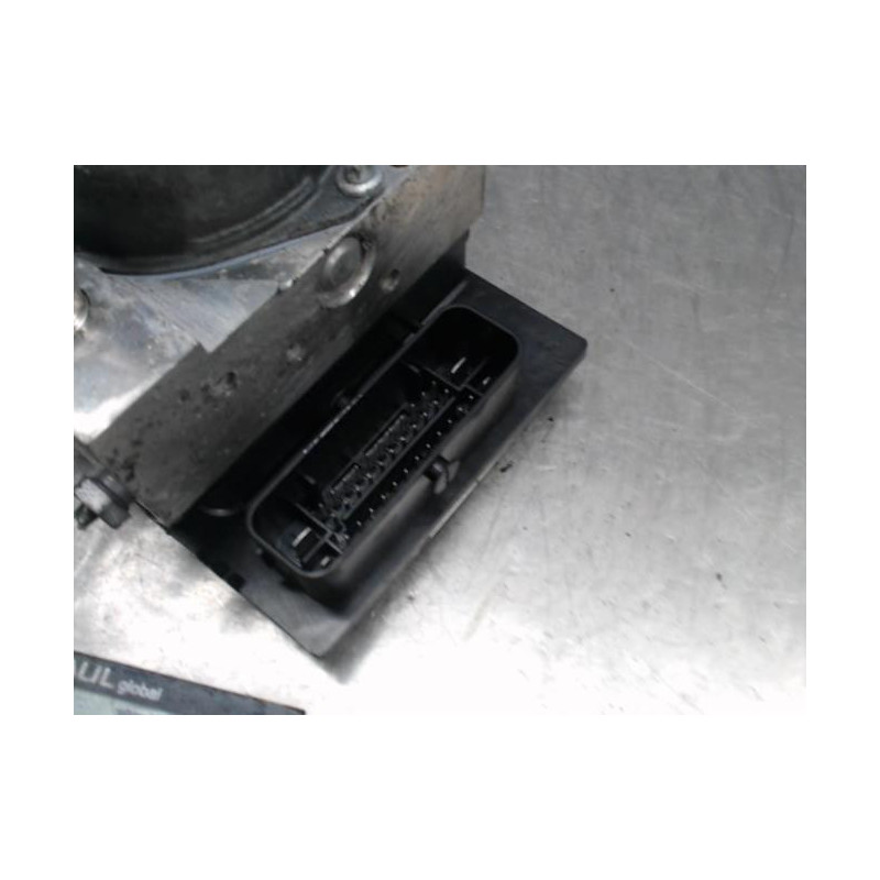 Bloc ABS (freins anti-blocage) MERCEDES CLASSE A 169