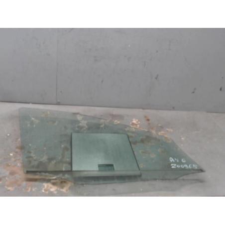 Vitre avant gauche MERCEDES CLASSE A 169 Photo n°1