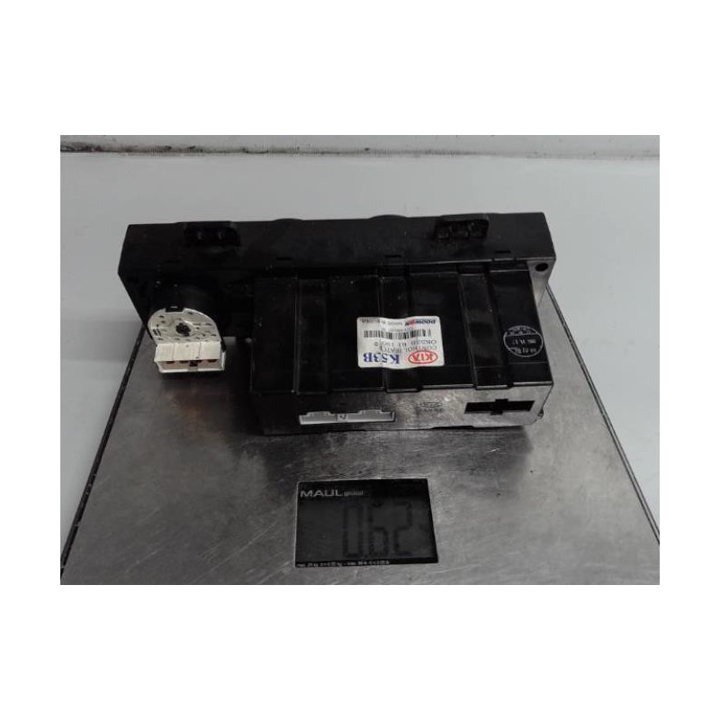 Commande chauffage KIA CARNIVAL 1