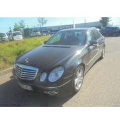 Capot MERCEDES CLASSE E 211 Photo n°10