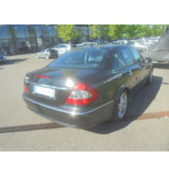 Capot MERCEDES CLASSE E 211 Photo n°12