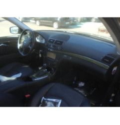 Capot MERCEDES CLASSE E 211 Photo n°14