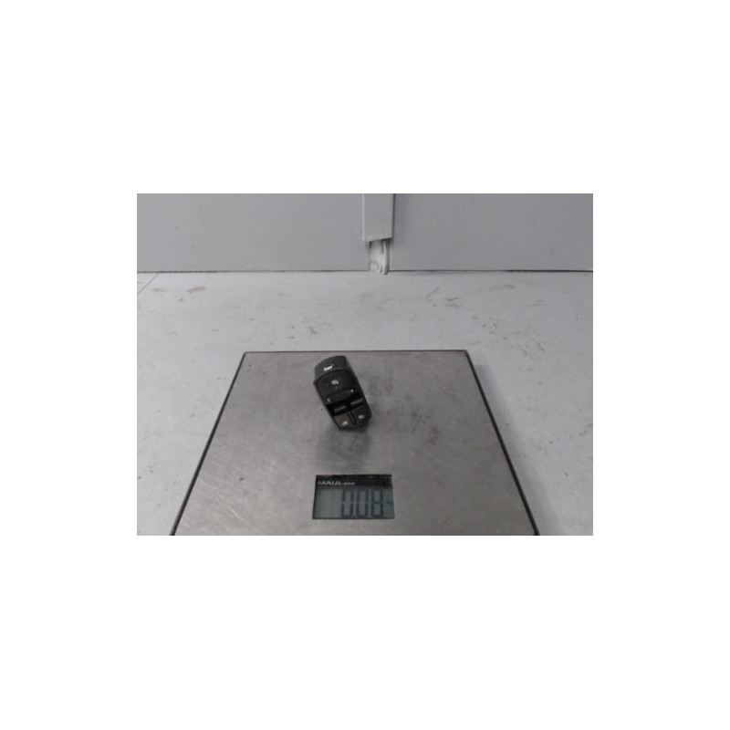 Interrupteur de leve vitre avant gauche OPEL CORSA E